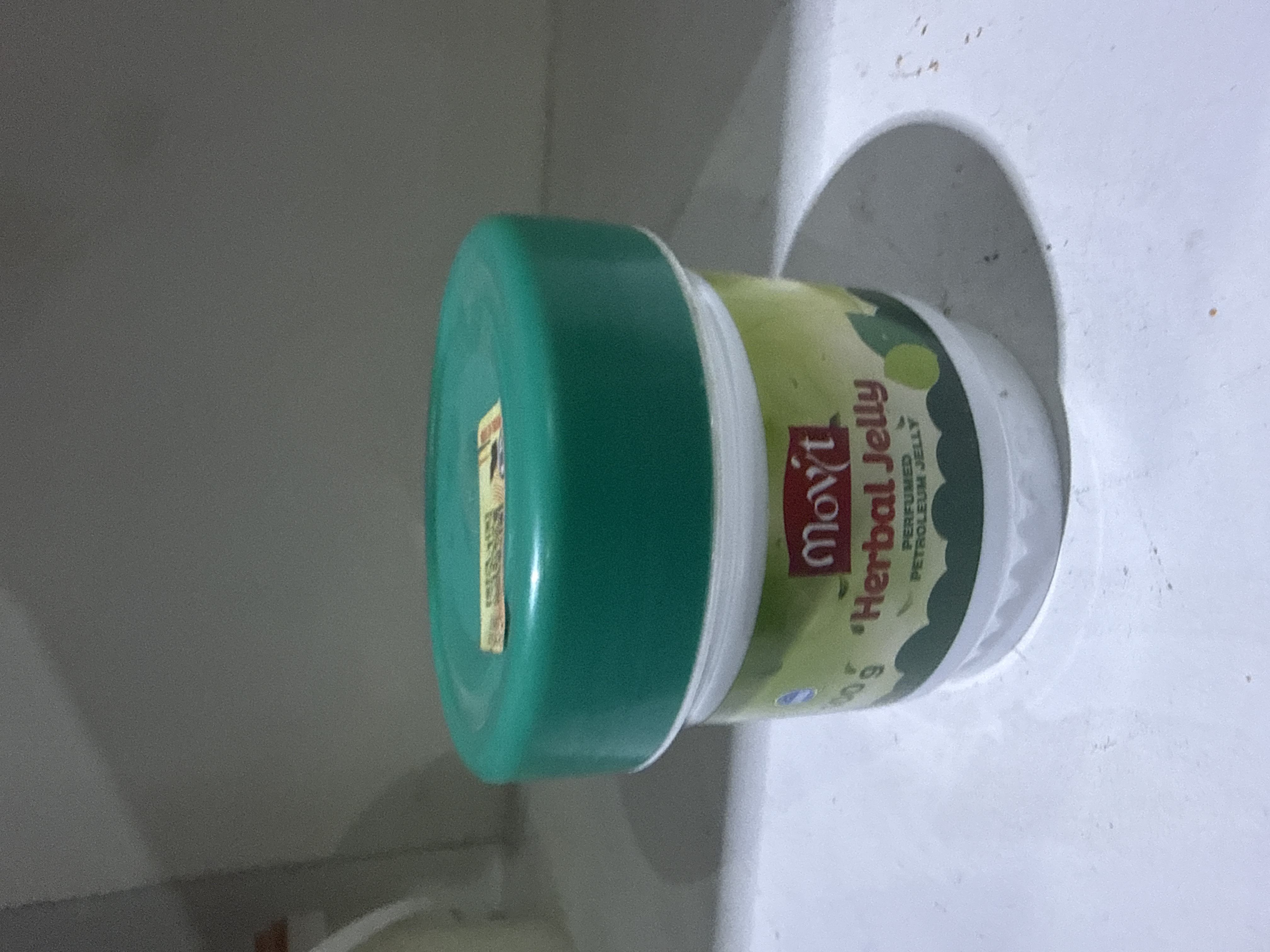 Mafuta ya kupaka movit herbal jelly-100g